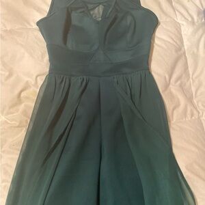 Elegant Green Sleeveless Dress